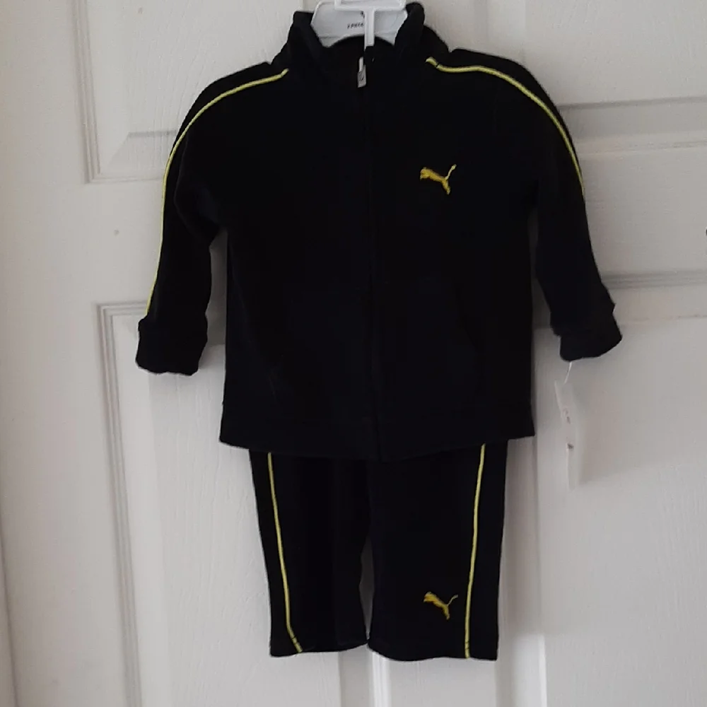 Puma NWT 12M Toddler Black and Yellow Velour Tracksuit - Picture 1 of 7